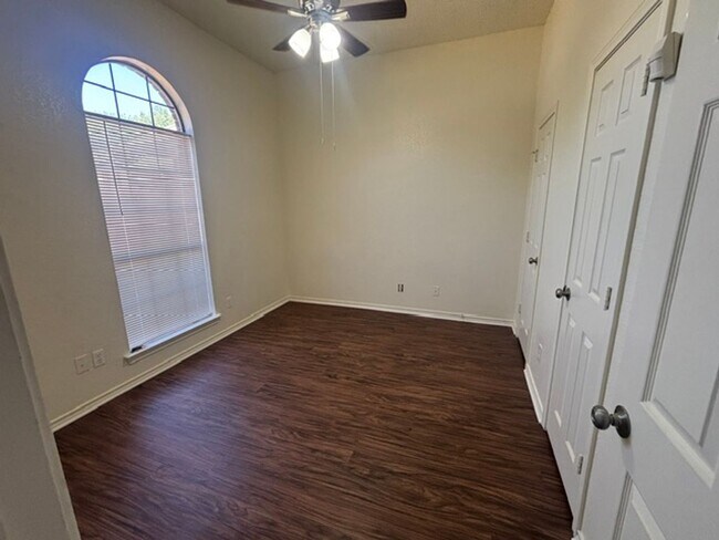 Building Photo - 6509 Tempest Dr
