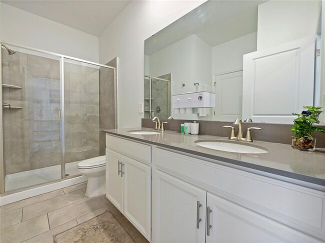 Building Photo - 9084 Sommerset Hills Dr