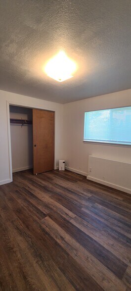 Bedroom 1 - 442 SW Coast Ave