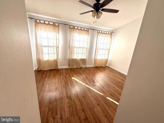 Building Photo - 3645 Crosswater Ct
