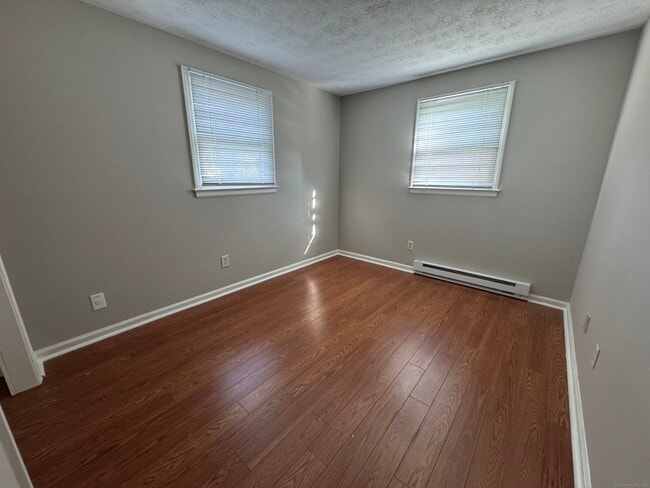 Building Photo - 33 Caswell Ave