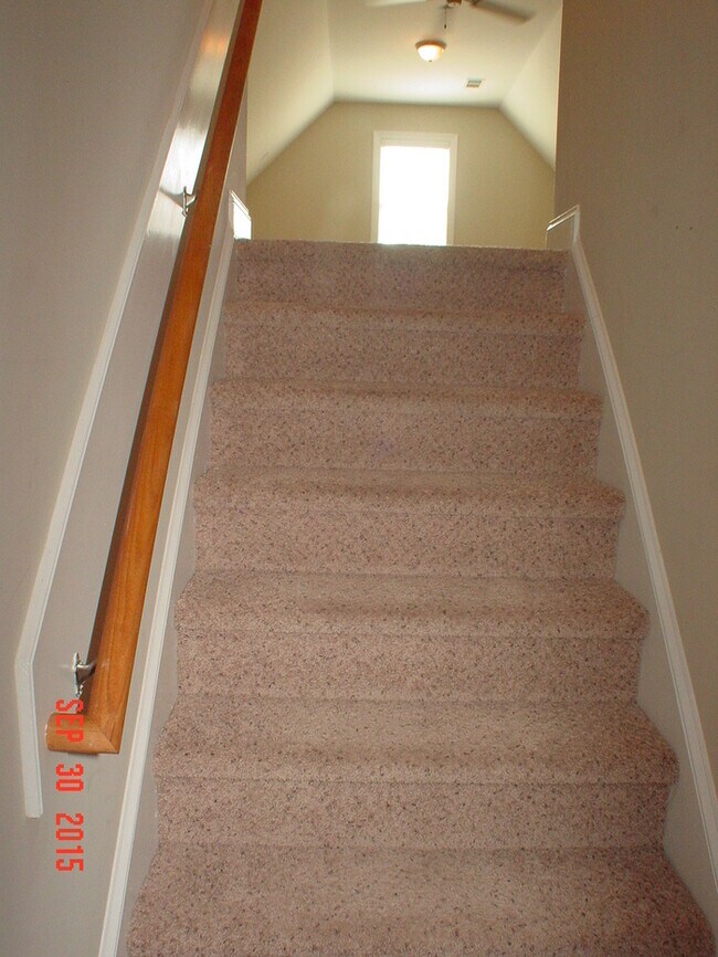 Building Photo - 124 Hurdle Ln
