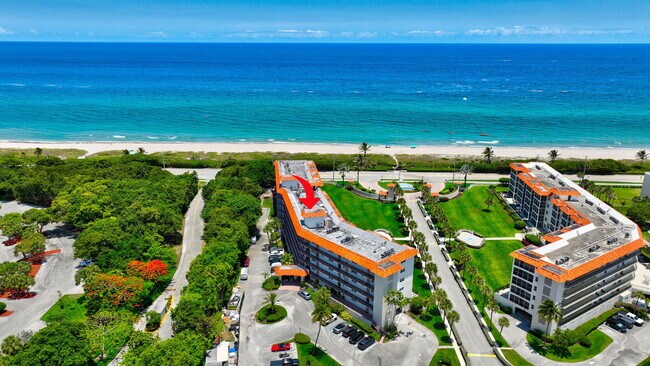 Building Photo - 2871 N Ocean Blvd