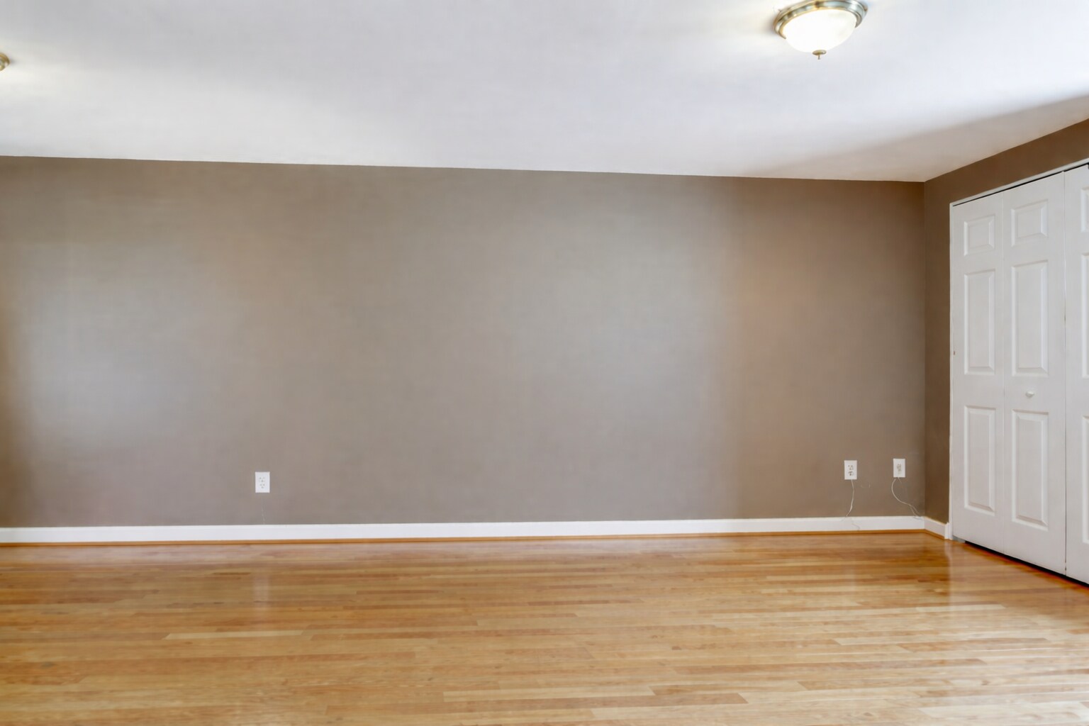 Building Photo - 8808 Allentown Rd