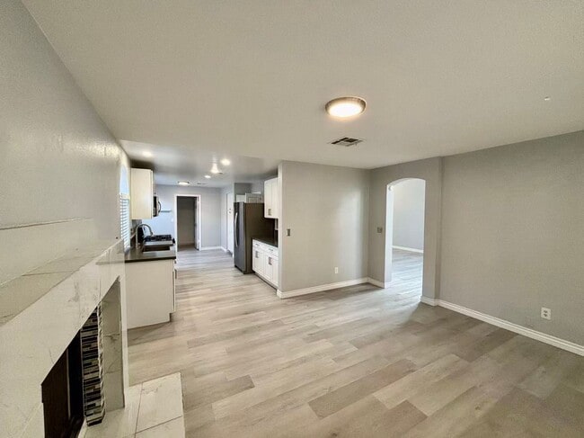 Building Photo - Beautiful 4 bedroom house in Summerlin