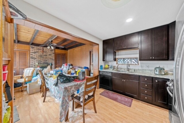 Building Photo - 850 Waukegan Rd