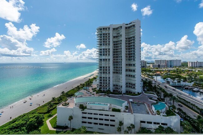 Building Photo - 16699 Collins Ave