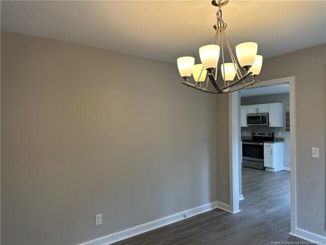 Building Photo - 304 Rangoon Ct