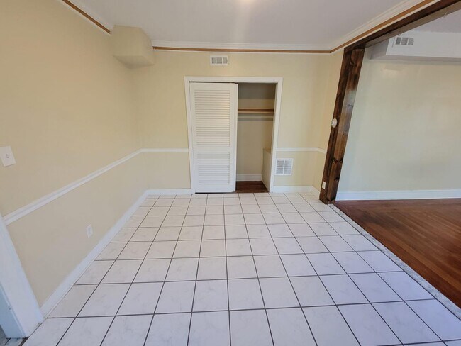 Building Photo - 489 Quinnipiac Ave