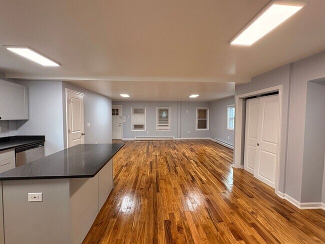 Building Photo - Beautiful, Newly Renovated 6 Bedroom 2 1/2 Bathroom Single Family House Available for Rent in Asb...