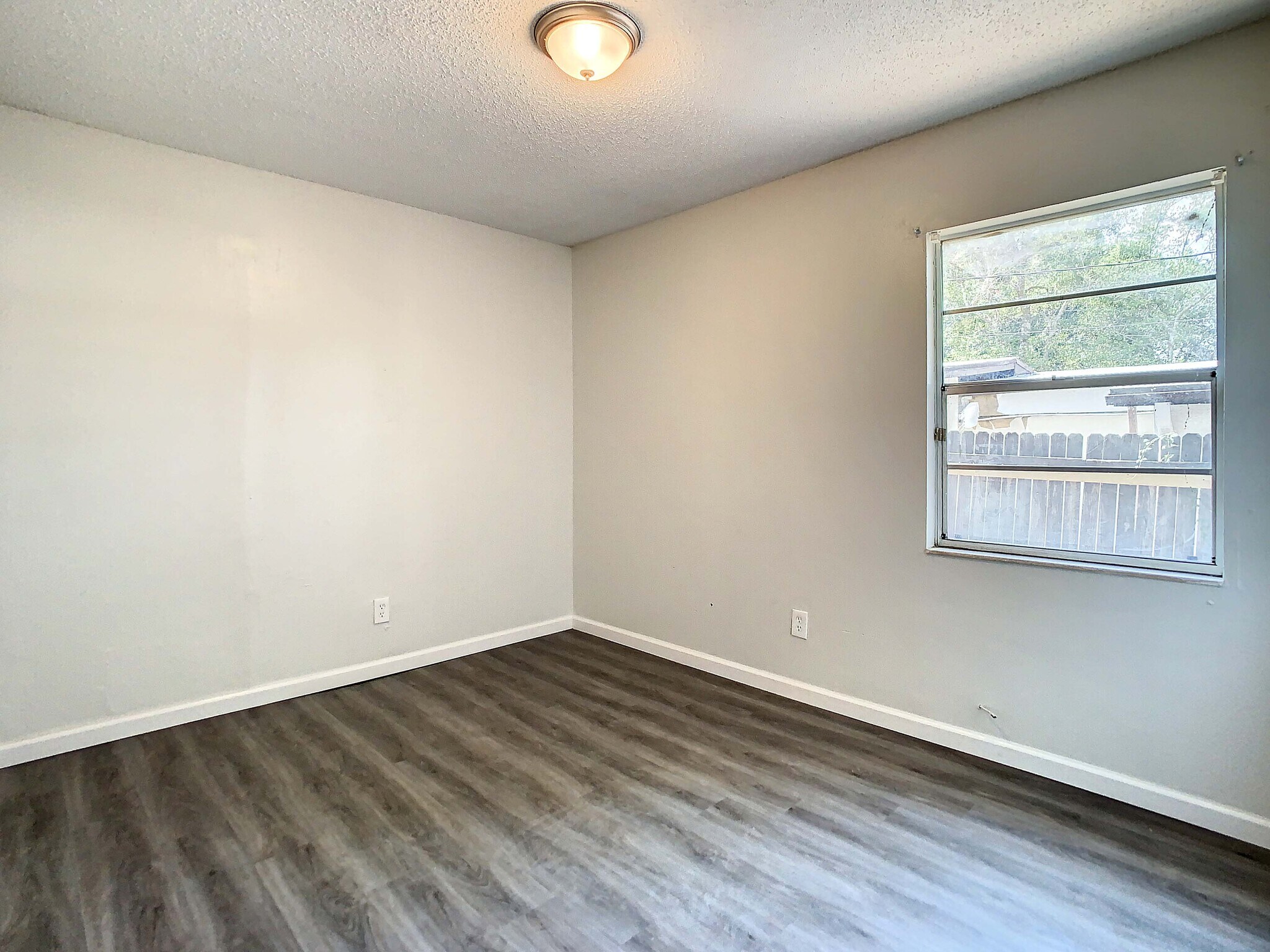 Building Photo - 8405 N Semmes St