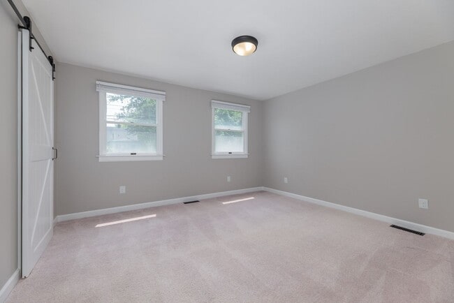 Building Photo - 20936 Ridgemont Rd