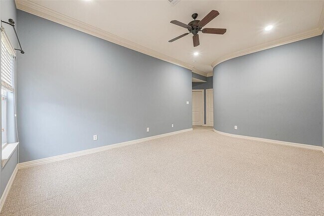 Building Photo - 6014 Hamman St