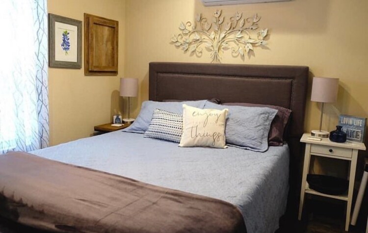 Building Photo - 1183 Lavaca