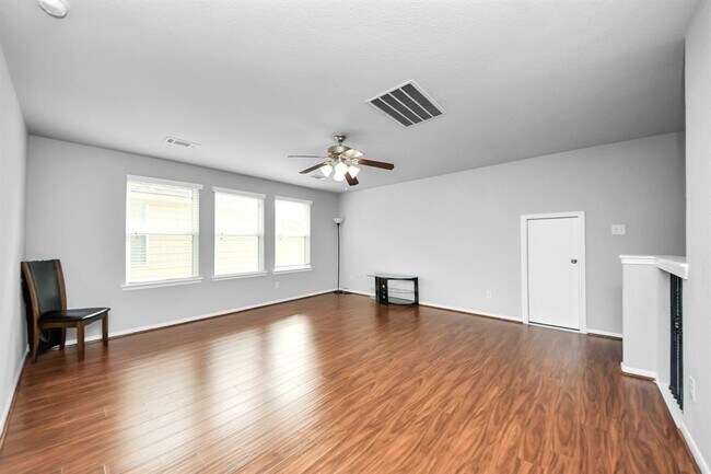 Building Photo - 6306 Bain Dr