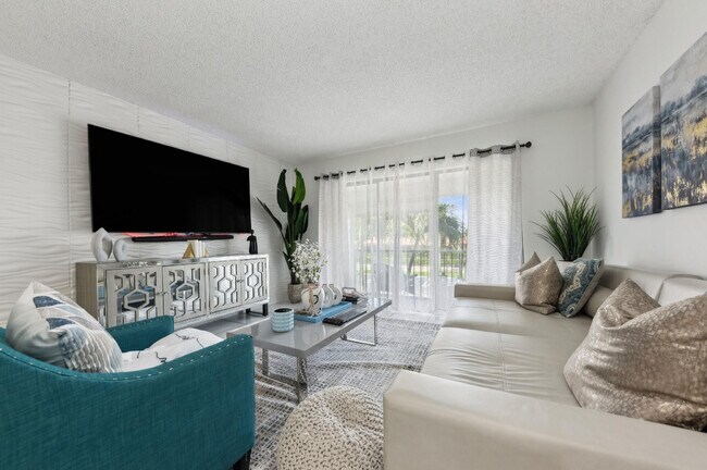 Building Photo - 608 Sea Pine Way