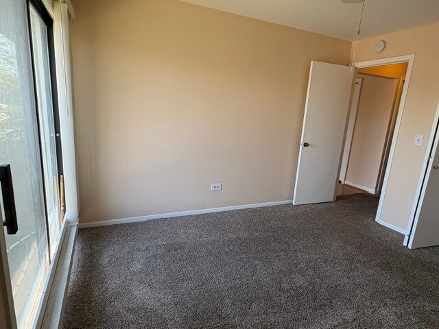 Building Photo - 200 S Waters Edge Dr