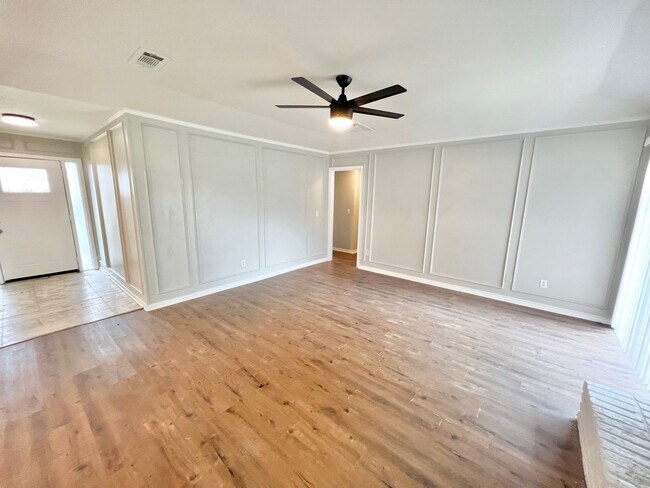 Building Photo - Beautiful Home in Rowlett Texas!
