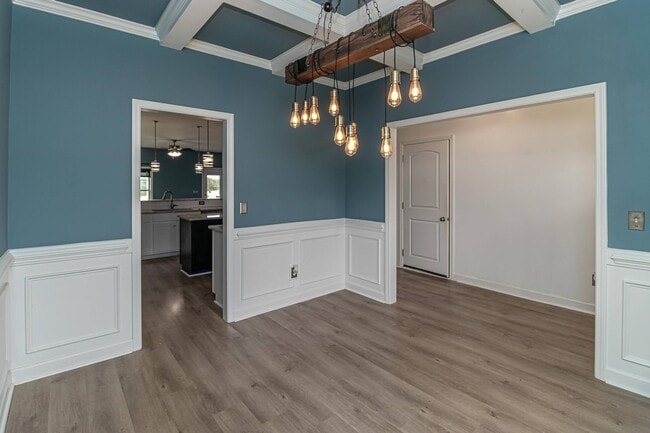 Building Photo - SPACIOUS Newer Construction Home in Pikevi...