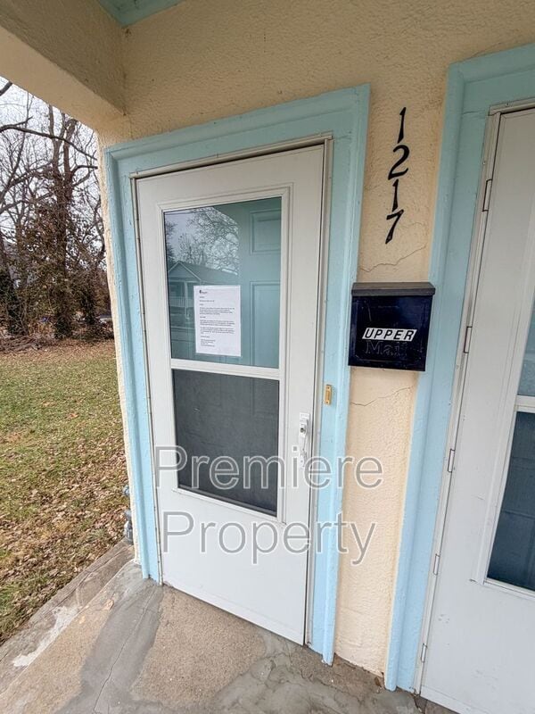 Building Photo - 1217 W 21st St