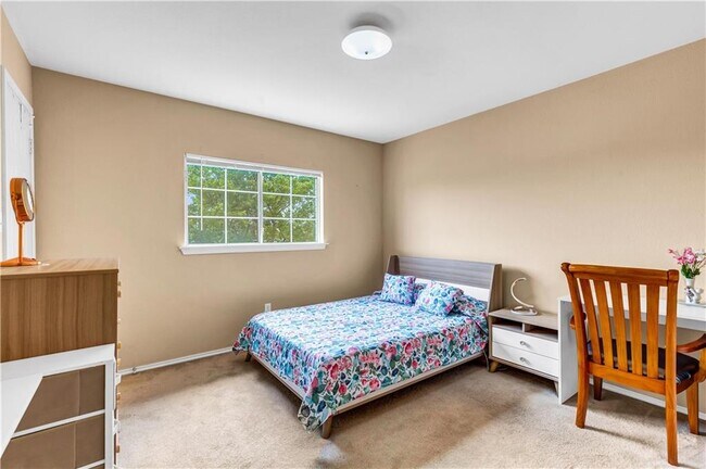 Building Photo - 1216 Faber Dr