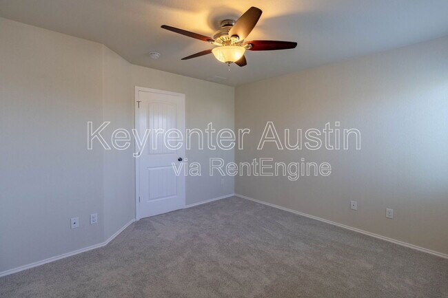 Building Photo - 1704 Sand Hills Dr