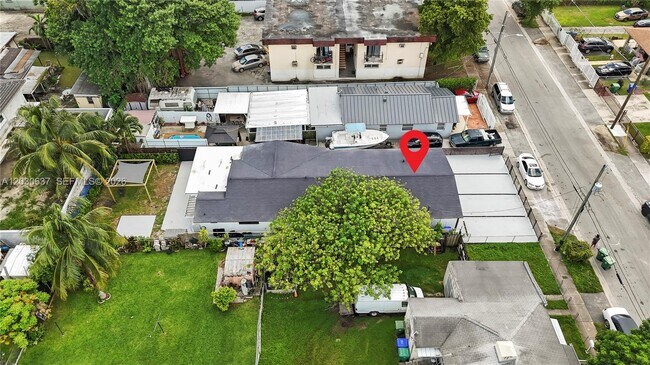 Building Photo - 3125 NW 21st Ct