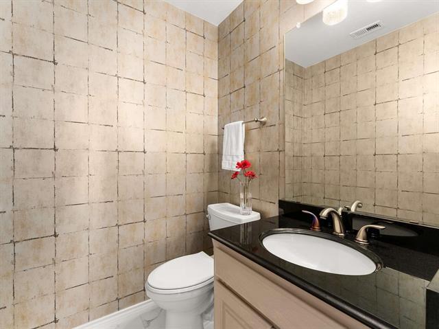 Building Photo - 7436 Stoney Point Dr