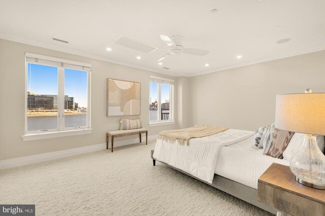 Building Photo - 622 Ponte Villas N