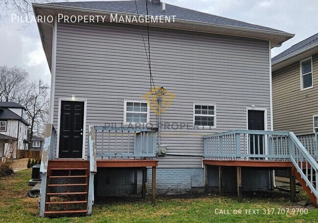 Building Photo - 933 N Dearborn St