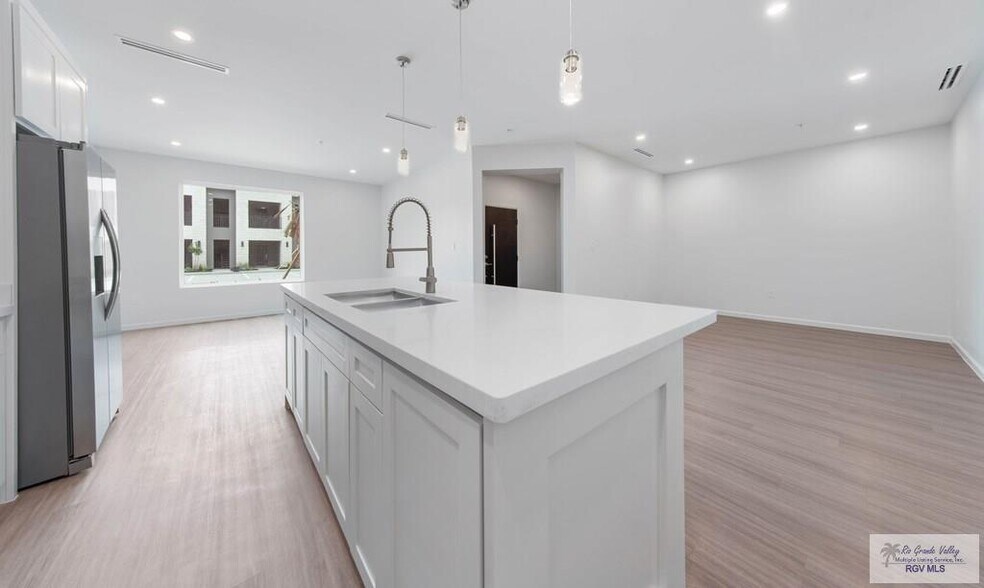 Building Photo - 165 Ruben Torres SR Blvd