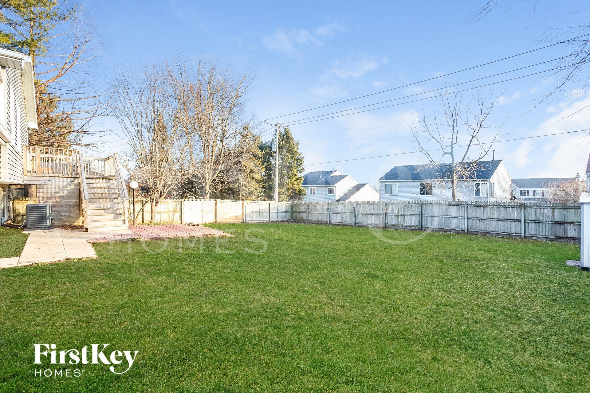 Building Photo - 565 Franklin Ave