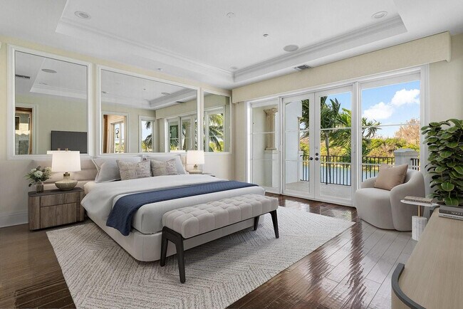 Building Photo - 549 NE 19th Ave