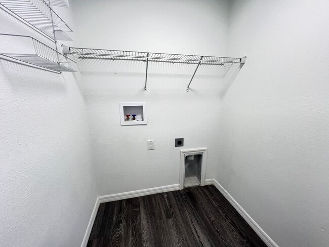 Building Photo - AWESOME 3 BD/2BA Home in Ocklawaha!!!