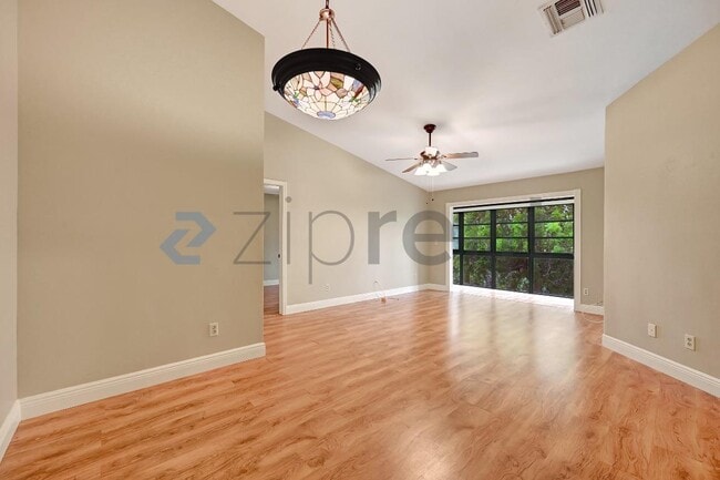 Building Photo - 8121 S Woods Cir