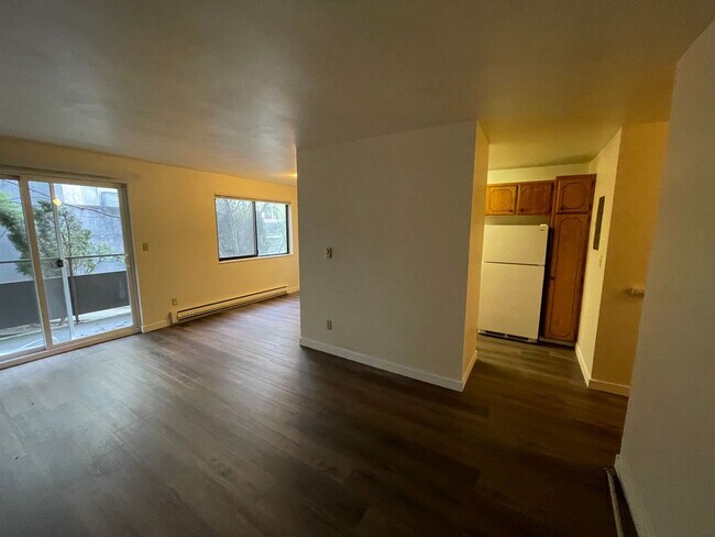 Building Photo - Hill Town Apartments: Spacious Two Bedroom...