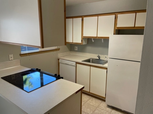 Building Photo - 2817 SW Multnomah Blvd