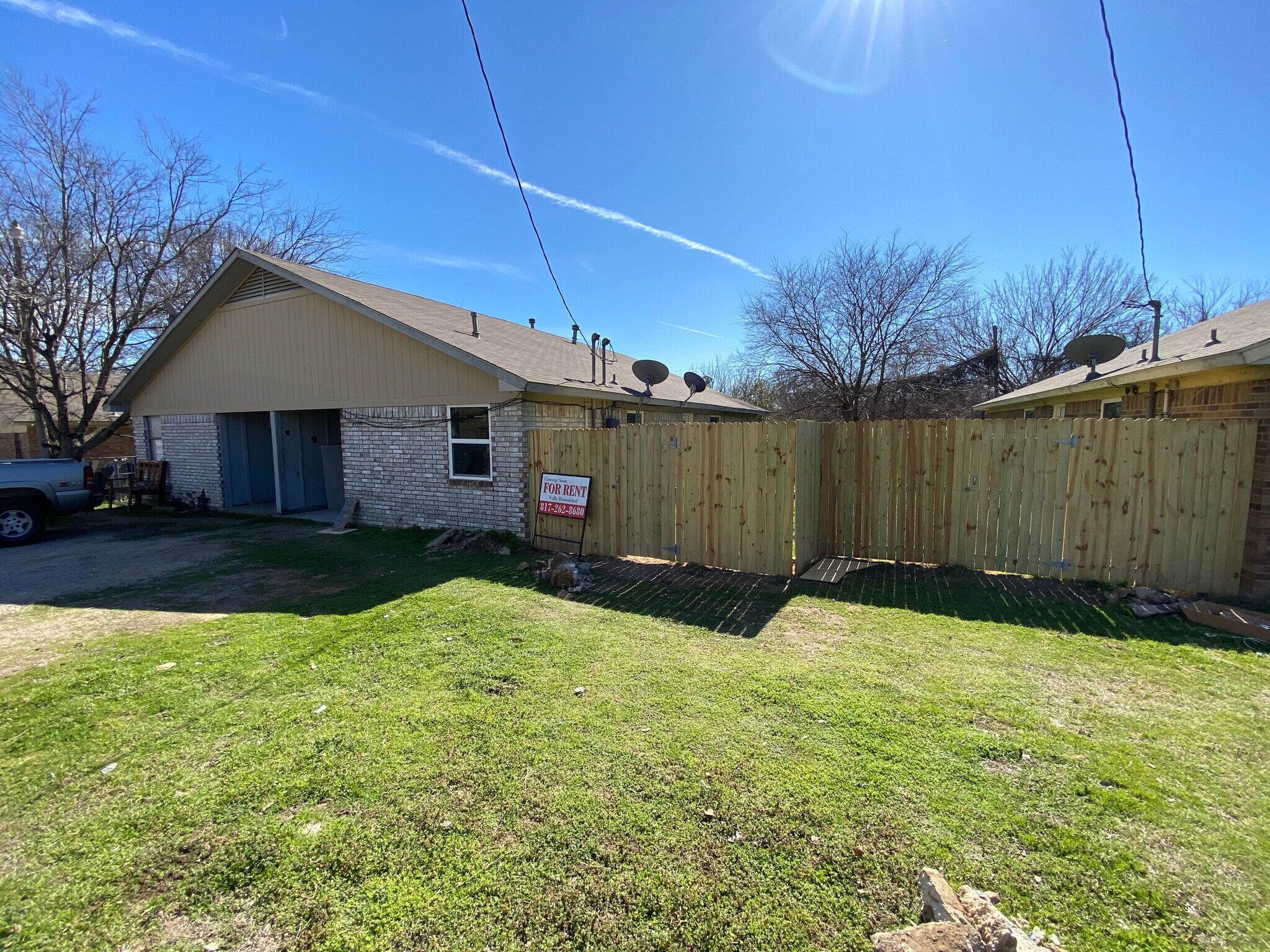 Building Photo - 126 Oak Hill Dr