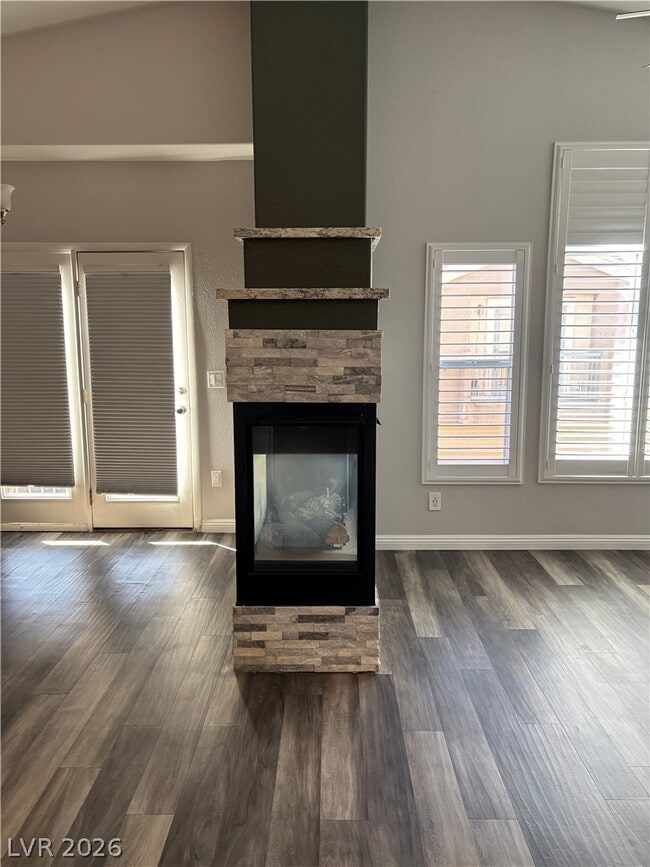 Building Photo - 90 Dow Jones St