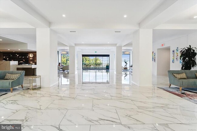Building Photo - 501 Slaters Ln
