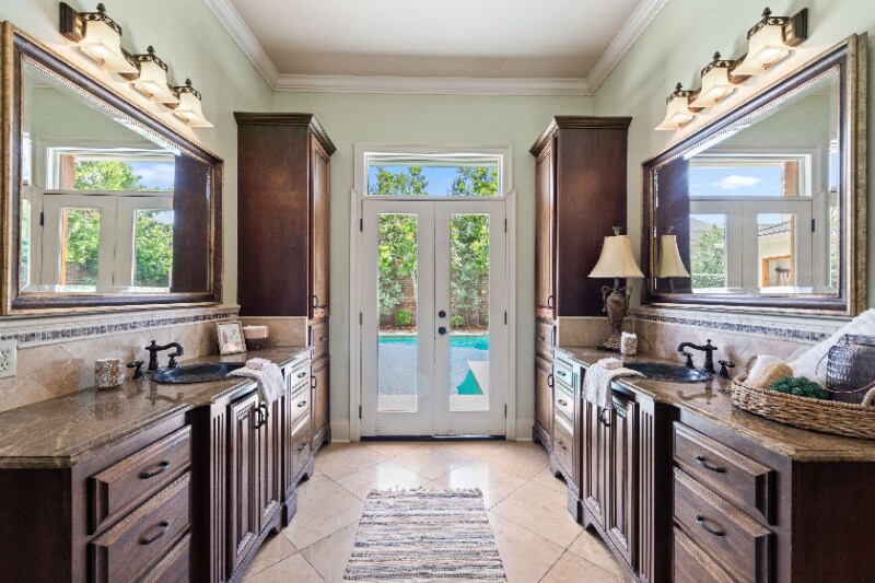 Building Photo - 118 W Bayou Pkwy