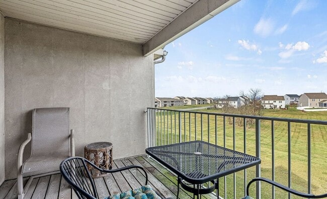 Building Photo - Beautiful 3 Bedroom, 2 Bath Condo in Reserves at Hershey Meadows!