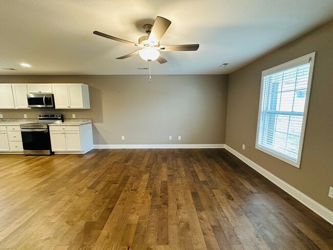 Building Photo - Stunning 2023-Built Home in Powell