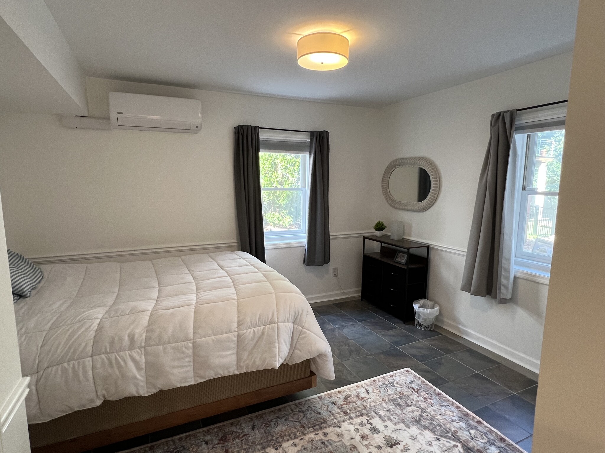 Building Photo - 2675 Acorn Ave NE