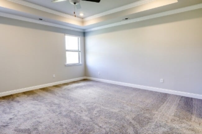 Building Photo - 110 Clift Crk Dr