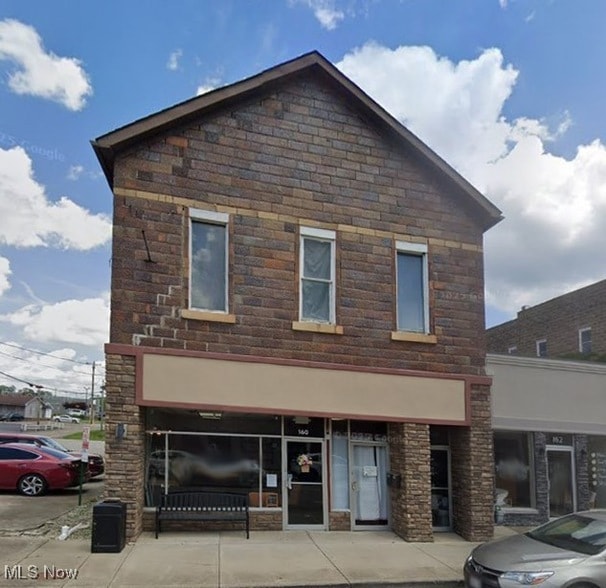 Primary Photo - 160 S 2nd St