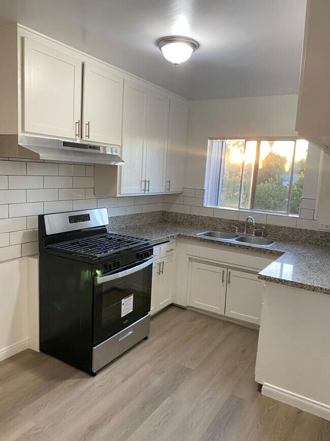 Interior Photo - 9215 Sepulveda Apartments