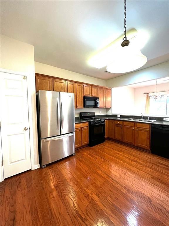 Building Photo - 2094 Deptford Dr