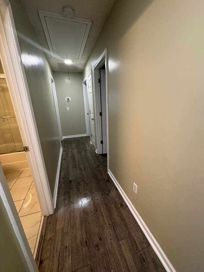 Building Photo - 3273 Cain Harbor Dr