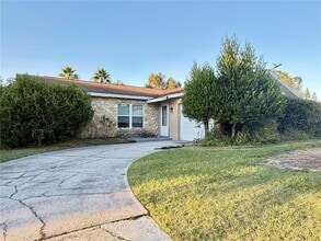 Building Photo - 411 Parson Brown Way